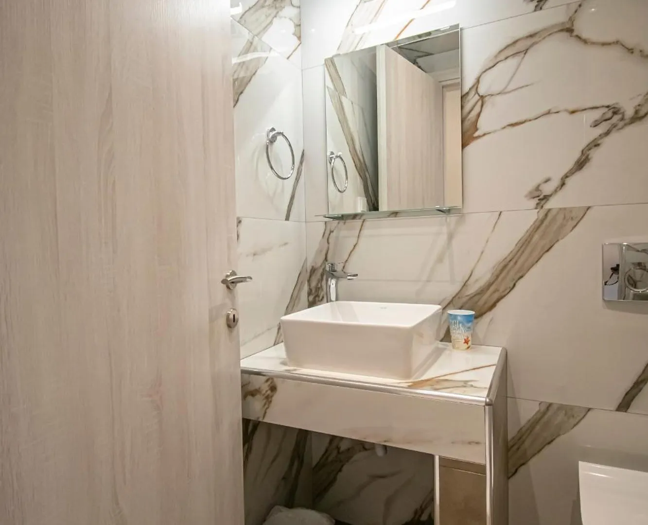 Eleni Seafront Apartment By Rentalspro Services-Nea Moudania Halkidiki 0*,  Greece