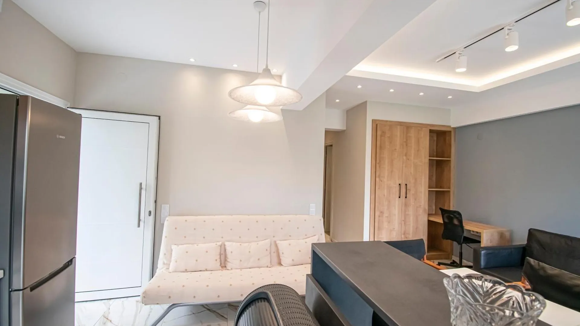 Eleni Seafront Apartment By Rentalspro Services-Nea Moudania Halkidiki Greece