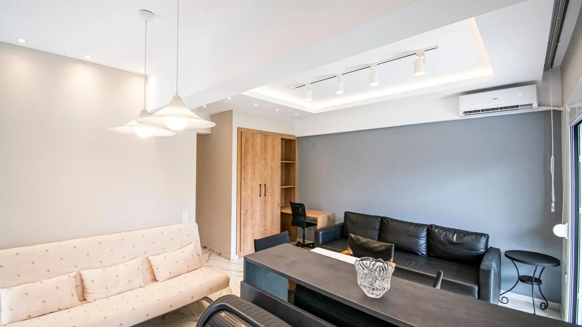 Eleni Seafront Apartment By Rentalspro Services-Nea Moudania Halkidiki